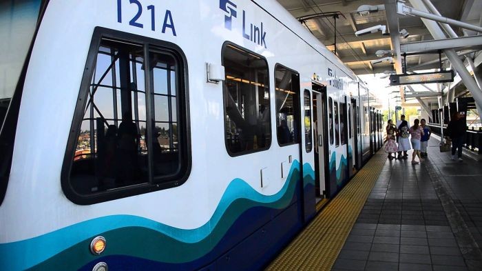 An unaccountable Sound Transit has begun to attract important critics